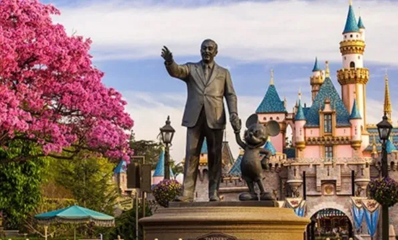 Disneyland, Anaheim | best spoofing location for pokemon go