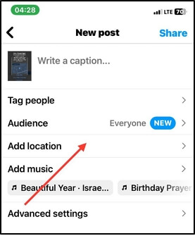 Instagramの新規投稿に位置情報を追加 | Instagramで位置情報を送信を選択
