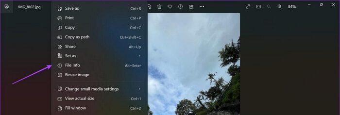 情報アイコンを選択 Windows イメージ | 写真から場所を見つける